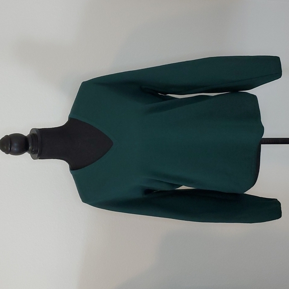 VTG PENDLETON  100% VIRGIN WOOL V- NECK SWEATER. SZ M MADE IN THE U.S.A. - Picture 1 of 5